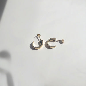 BAR Jewellery Sustainable Taper Earrings In Gold Hoop Style