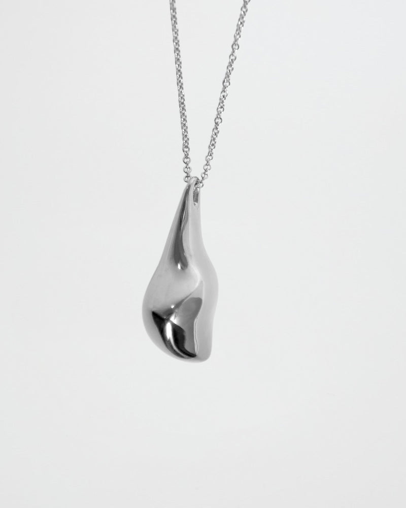 BAR Jewellery Sustainable Large Calla Necklace In Silver