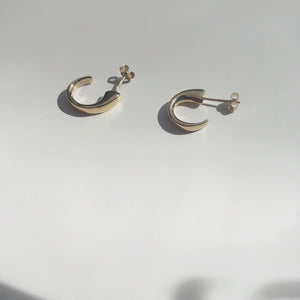 BAR Jewellery Sustainable Taper Earrings In Gold Hoop Style
