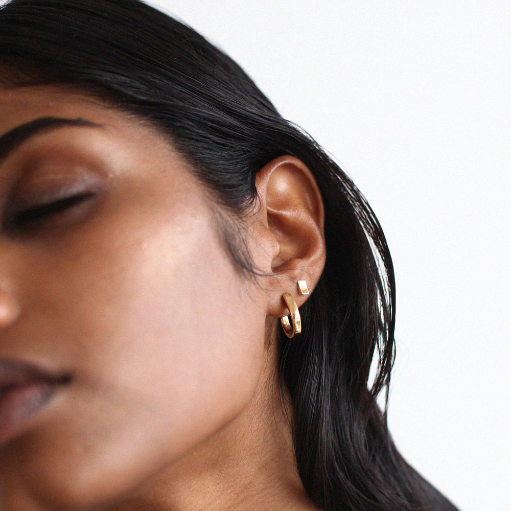 Sustainable Gold Coppia Earrings made by BAR Jewellery